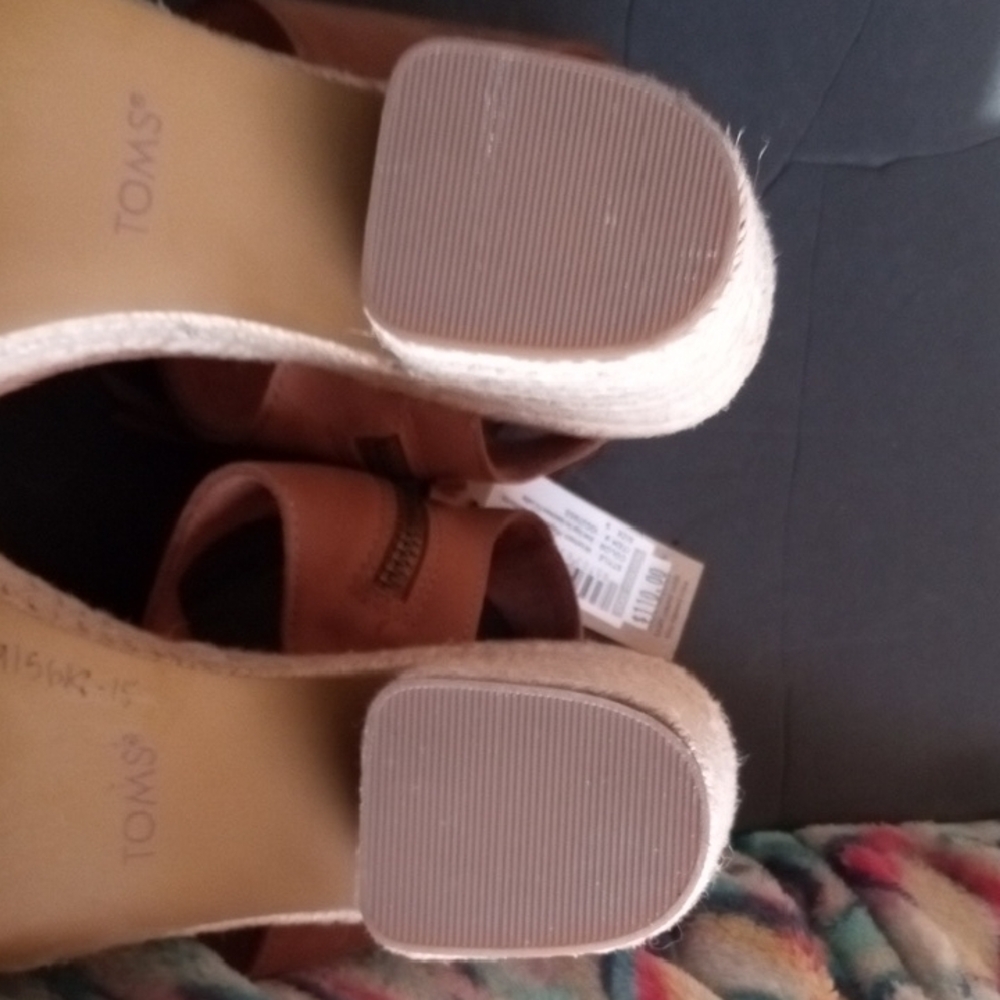Toms Tan Woven Front Espadrille Block Heel Sandals NWT - Picture 12 of 16